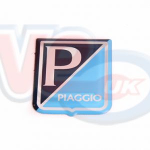 PIAGGIO L-S DIAGONAL TOP BADGE PLASTIC- LARGE