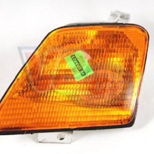 FRONT RIGHT INDICATOR LAMP