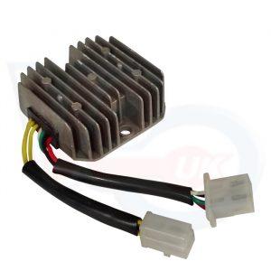 REGULATOR – 7 WIRES – FIRST CONNECTOR RED-WHITE-BLACK-GREEN – SECOND CONNECTOR 3 YELLOWS